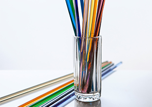 Pracovník grafického studia (víkendy)